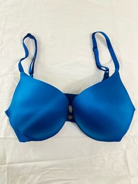 Victoria's Secret Smooth Molded Push-up Bra - Bright Blue 32D